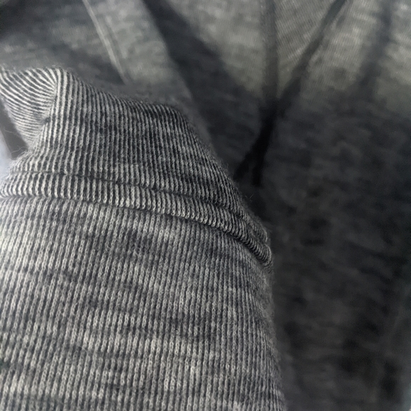 Aritzia Wilfred grey pullover - Picture 3 of 3